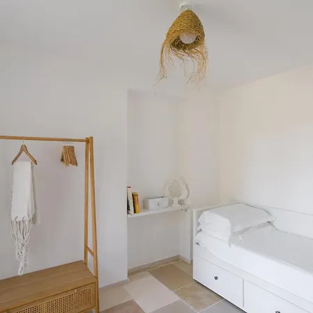 Lamia Gia With Private Pool